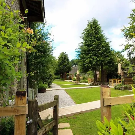 Trevadlock Manor Self Catering Cottages Launceston Exterior photo