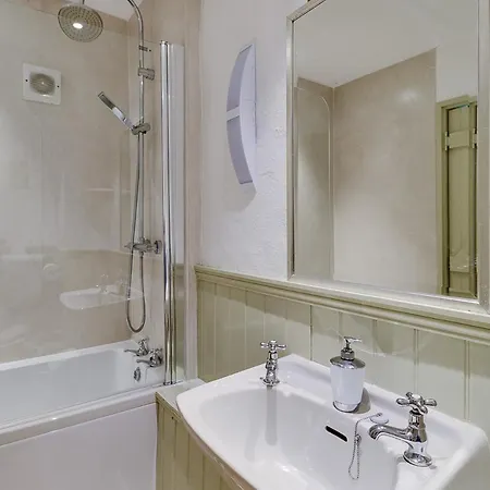 Trevadlock Manor Self Catering Cottages Launceston Room photo