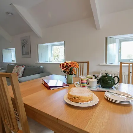 Trevadlock Manor Self Catering Cottages Launceston Room photo