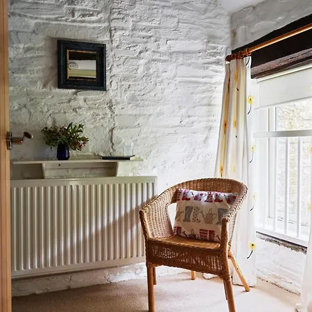 Trevadlock Manor Self Catering Cottages Launceston Exterior photo