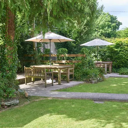 Trevadlock Manor Self Catering Cottages Launceston Exterior photo